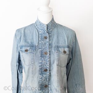 Vintage Chico's 1 (M/8) Embroidered Floral Embellished Denim Jacket 100% Cotton